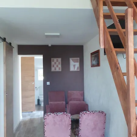 Petite Maison Chaleureuse Les Nouillers