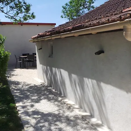 Petite Maison Chaleureuse